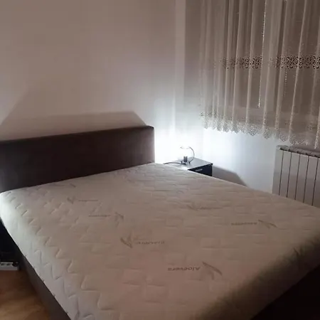 1 Bdr